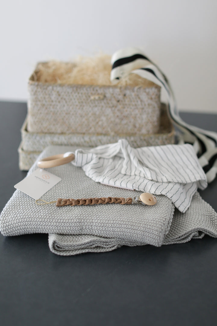 Made with 100% natural breathable cotton, this blanket is perfect for keeping baby comfortable all year round.