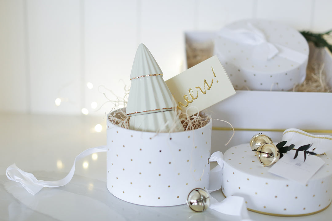 Intentional and bespoke gift ideas for clients, employees, hosts, gratitude gifts, referral gifts, thank you gifts, candle lovers, holiday gifting. 